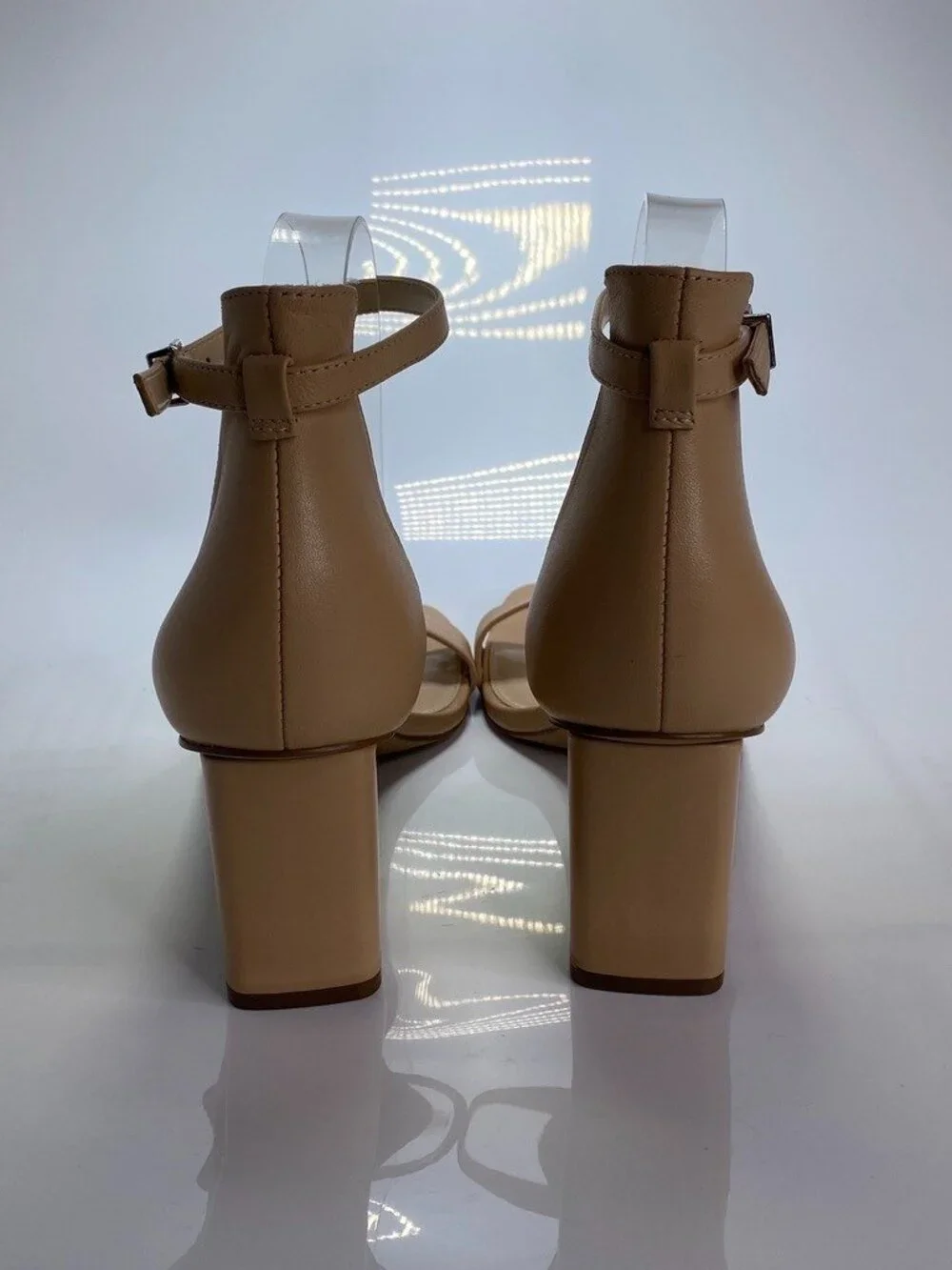 Vince Camuto Women's Margry Ankle Leather Strap Biscuit Block Heel Sandal Sz 11